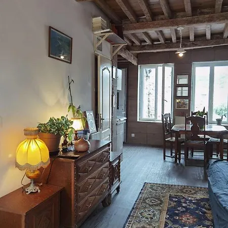 Centre A 1500m Gare A 500m *