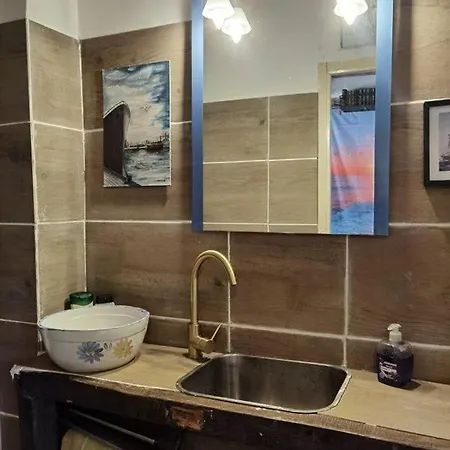 Centre A 1500m Gare A 500m * Fecamp