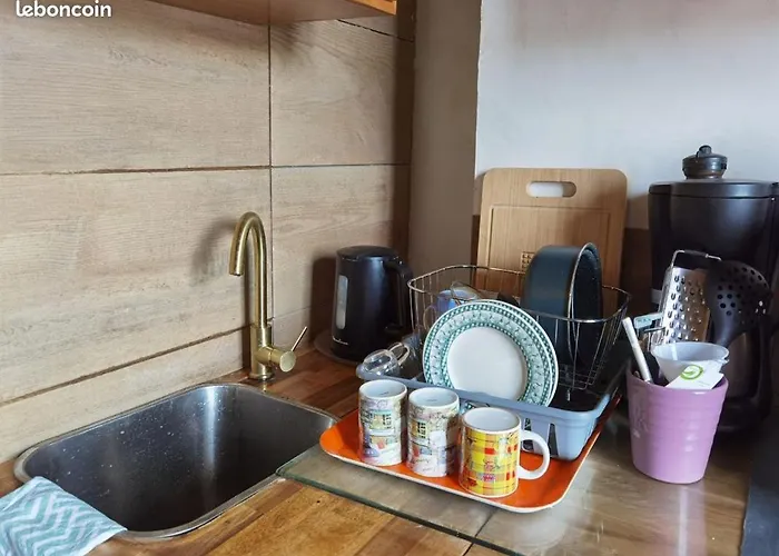 Centre à 1500m Gare à 500m *